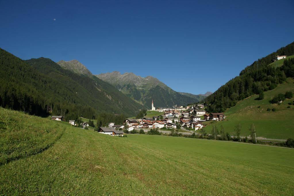 Hotel Muehlwald ภายนอก รูปภาพ
